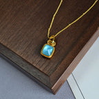 Beautiful Gold Necklace with Unique Style