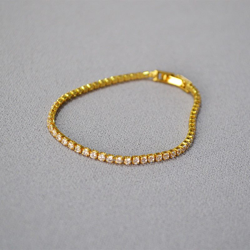 Beautiful Gold Bracelet with Unique Style