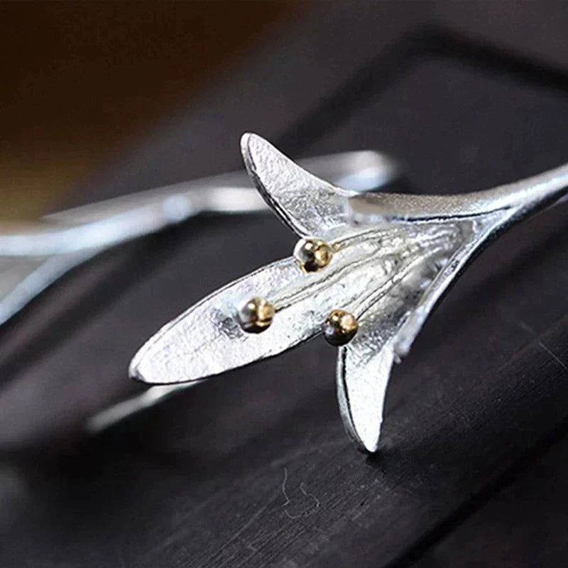 Stunning Silver Earring for Daily Wear