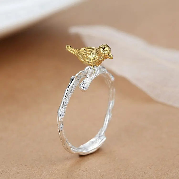Beautiful Gold Ring with Unique Style