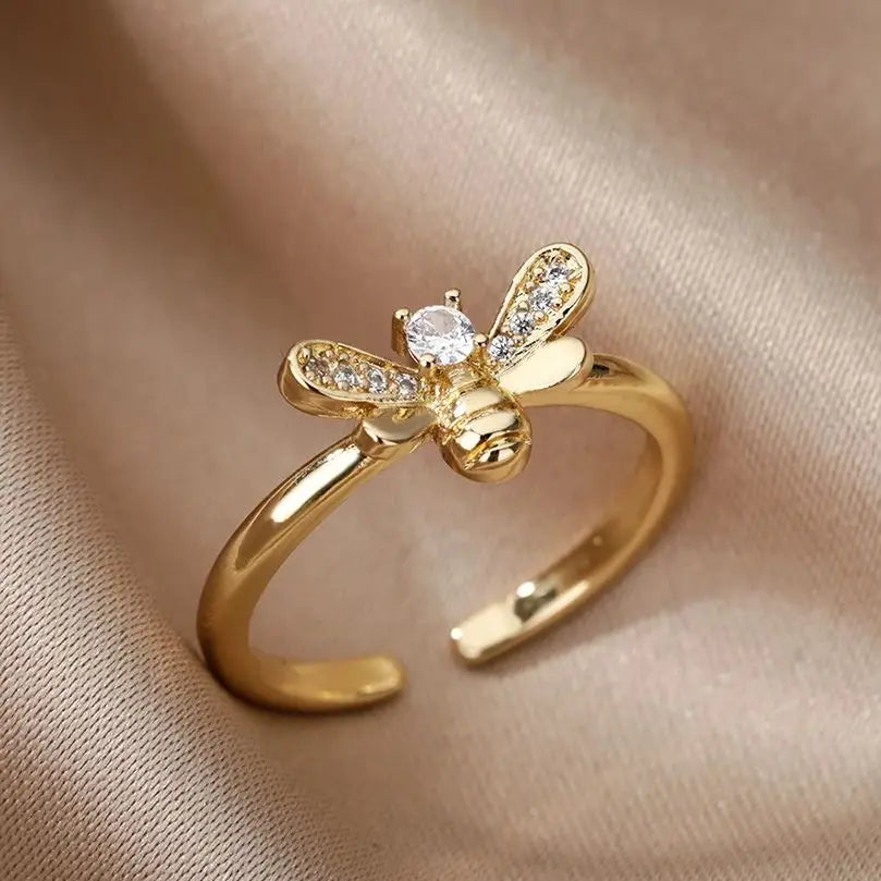 Beautiful Gold Ring with Unique Style