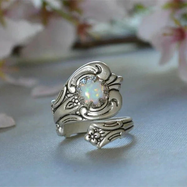 Beautiful Ring with Unique Style