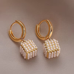 Romantic Pearl Earring for Special Moments