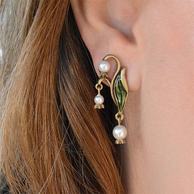 Delicate Artisan Pearl Earring