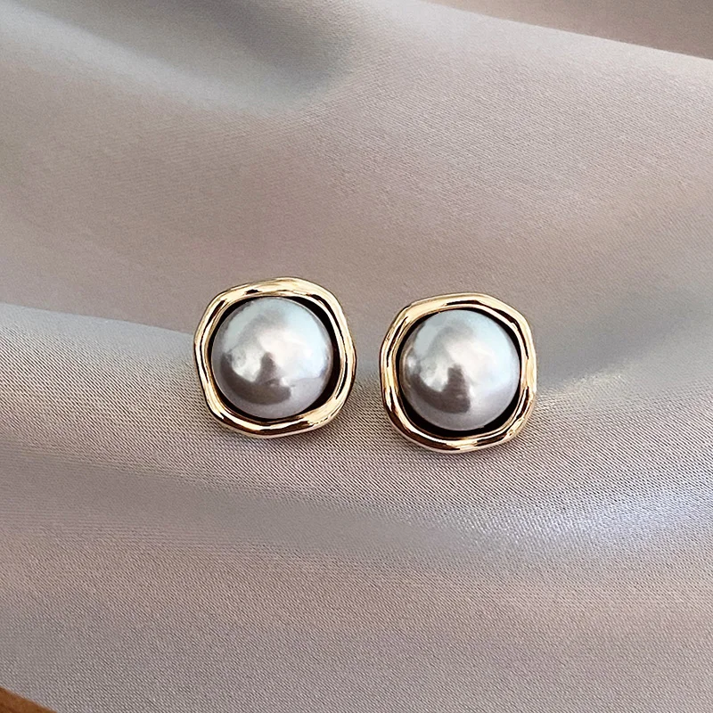 Vintage Handmade Pearl Earring