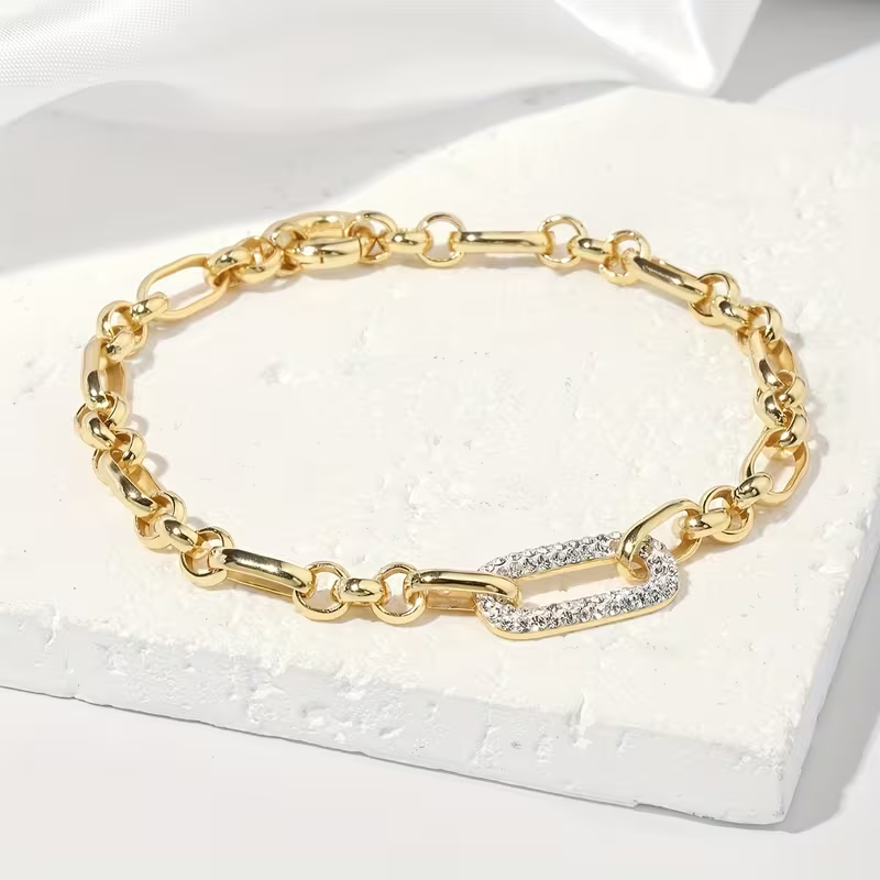 Beautiful Gold Bracelet with Unique Style
