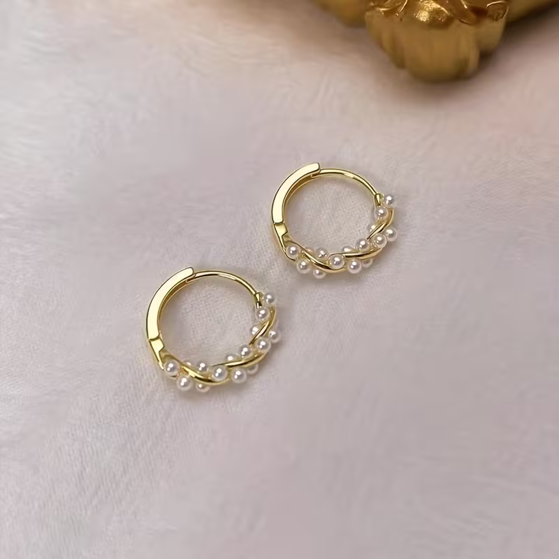 Stunning Pearl Earring for Daily Wear