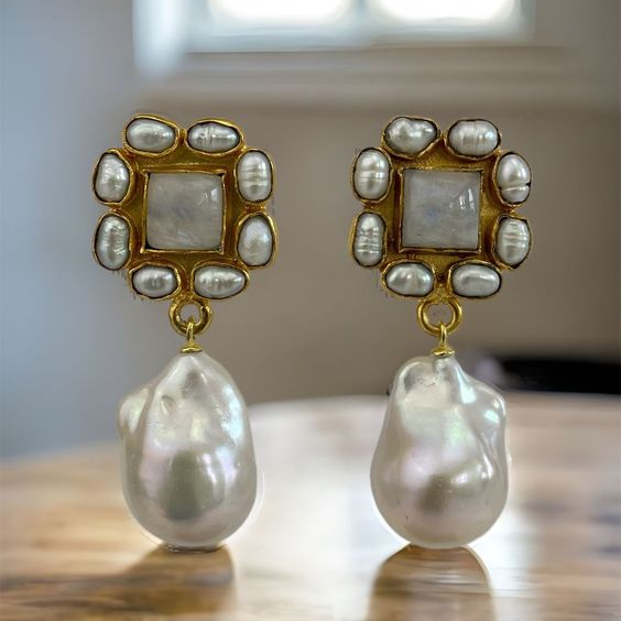 Delicate Artisan Pearl Earring