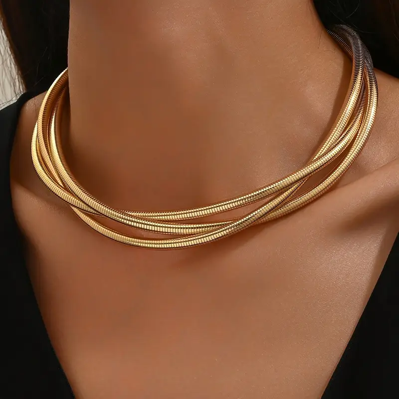 Beautiful Gold Necklace with Unique Style