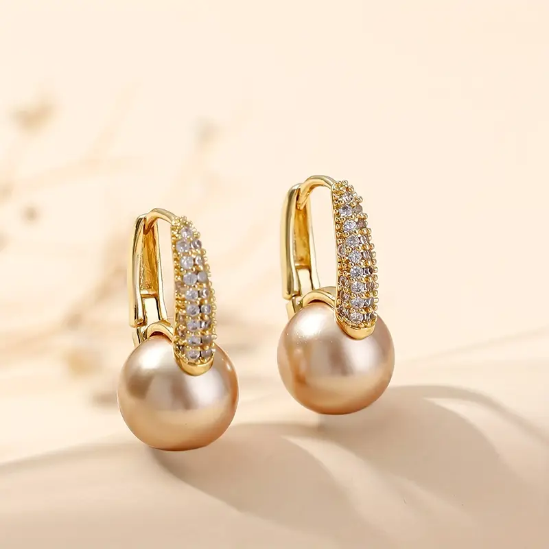 Beautiful Pearl Earring with Unique Style