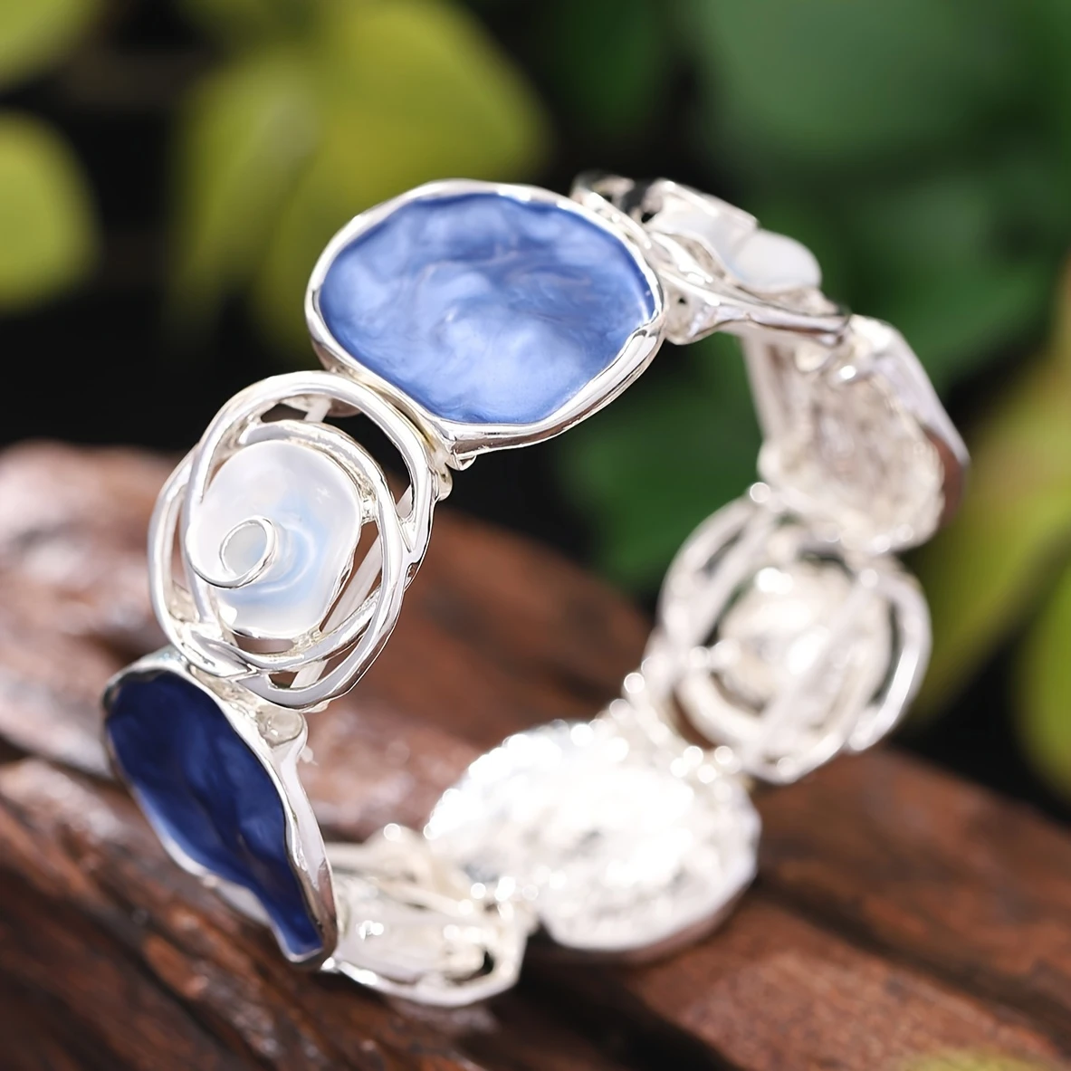 Beautiful Bracelet with Unique Style