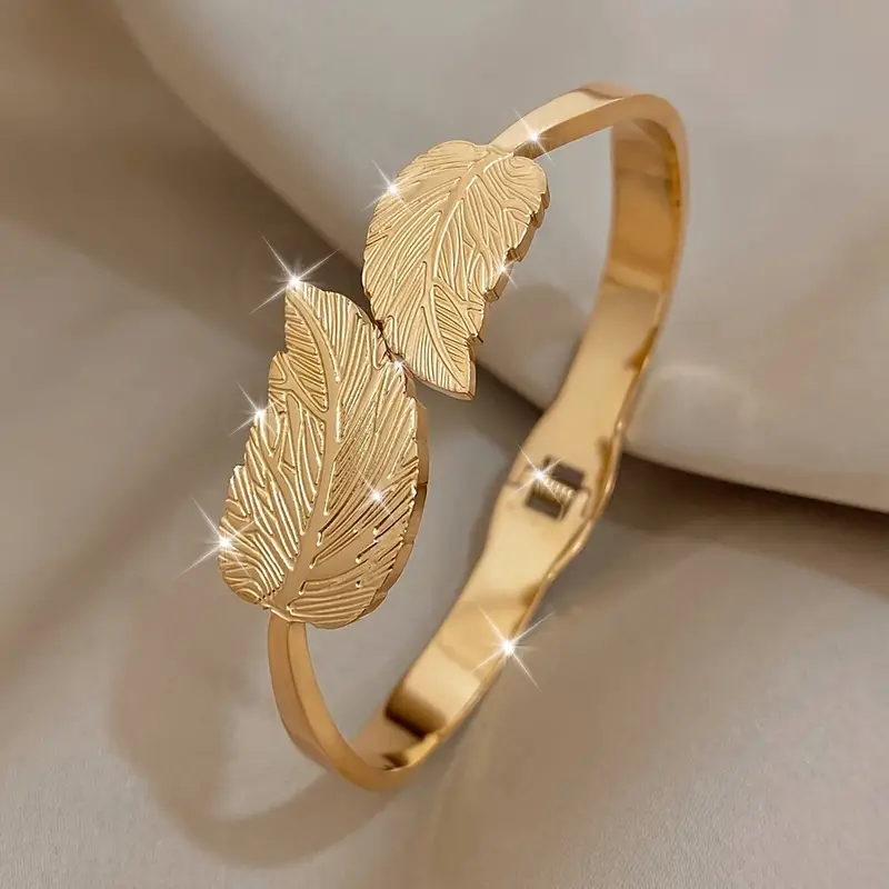 Beautiful Gold Bracelet with Unique Style